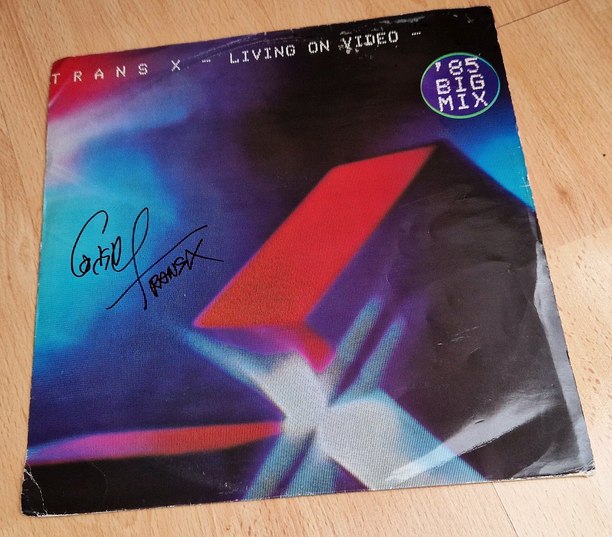 On Saturday I saw Trans-X's first ever live performance in London, 40 years since “Living on Video" was a hit.
youtu.be/q-wjCtIKNg0

Pascal used my Roland synth on stage kindly signed my 12″ copy of “Living on Video”!