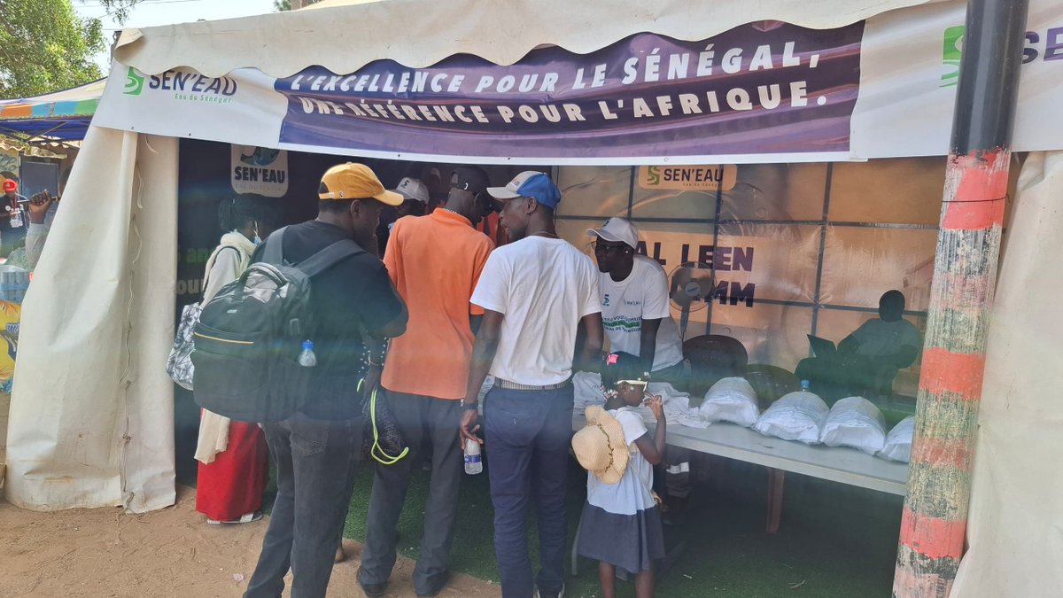 📍 Le stand #SENEAU à #Popenguine2025 a attiré de nombreux pèlerins !
Nos équipes ont présenté :
📱 Paiement mobile
💬 WhatsApp : 78 935 51 51
📞 Numéro vert : 800 00 11 11
🎁 Infos + goodies = proximité réussie !
