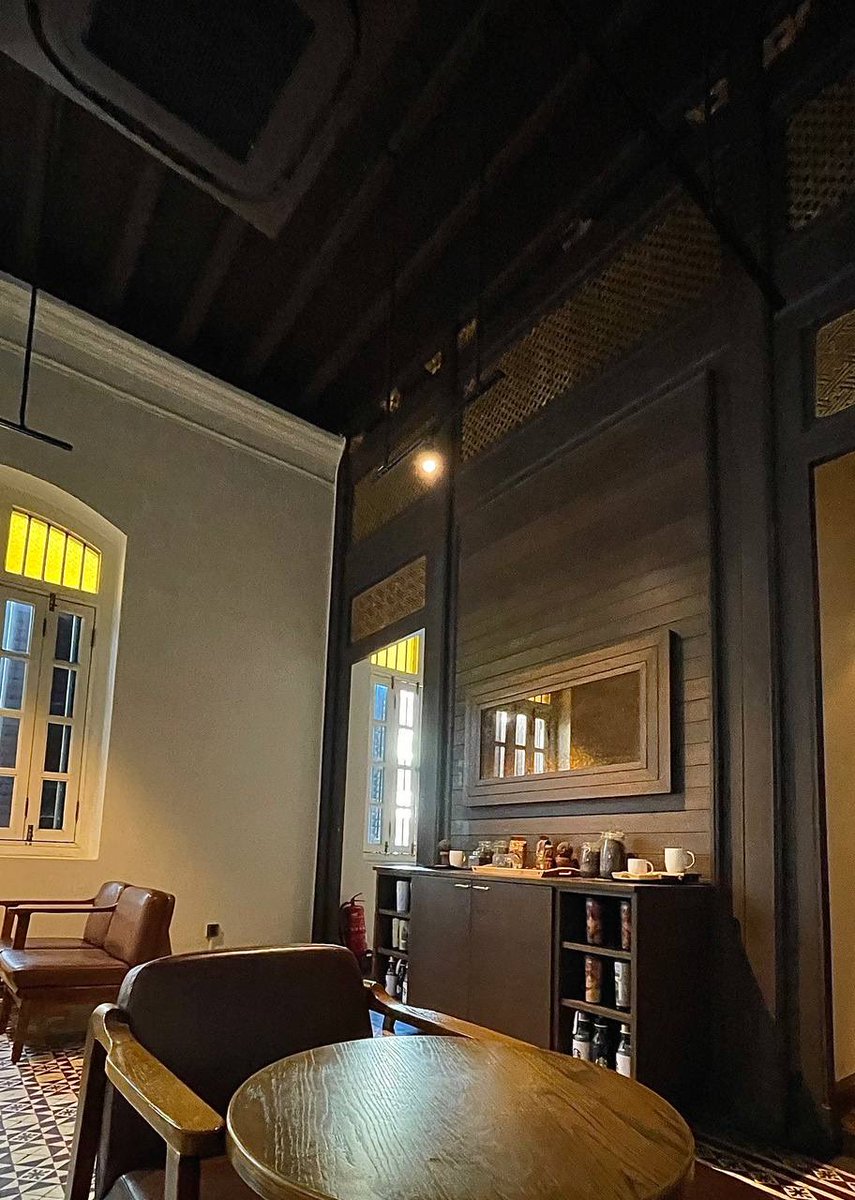 nurlwiah's tweet photo. Starbucks Coffee Green Hall - Georgetown, Penang
.
.
.
.
#cafe #penang #georgetown #cafepenang https://t.co/ydd826Phsv