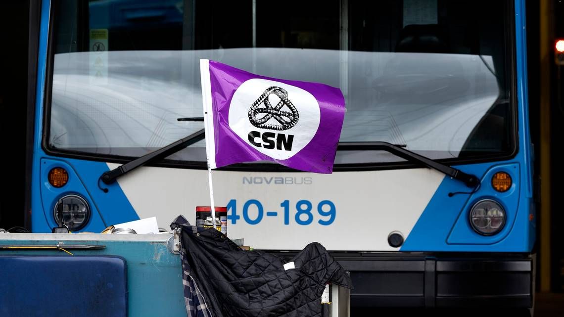Métro, bus service dramatically reduced on first day of STM maintenance worker strike montrealgazette.com/news/article97…
