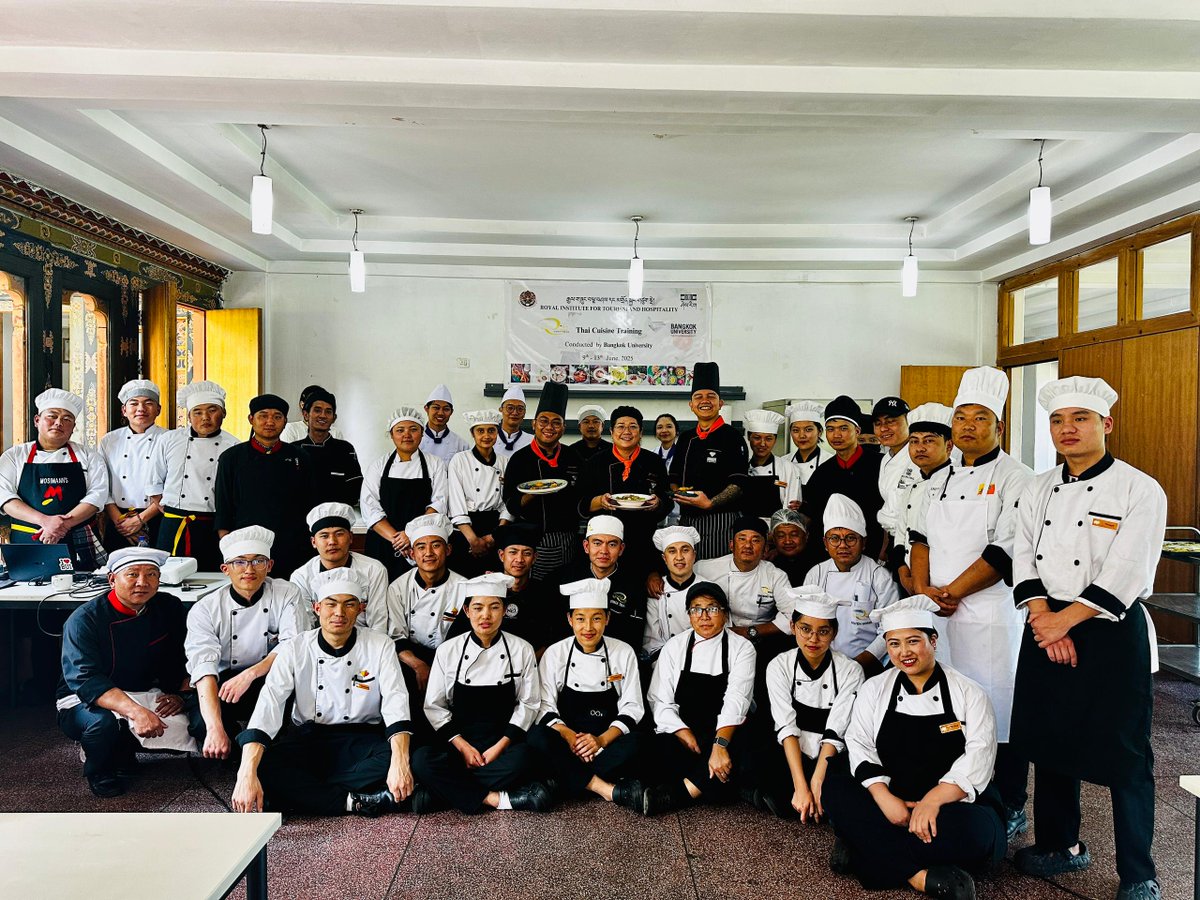 A week-long Thai Culinary Training Program is being held from June 9-13 at the Royal Institute for Tourism and Hospitality, Thimphu in collaboration with Bangkok University, Thailand.

Read more at facebook.com/SherigBhutan/p…