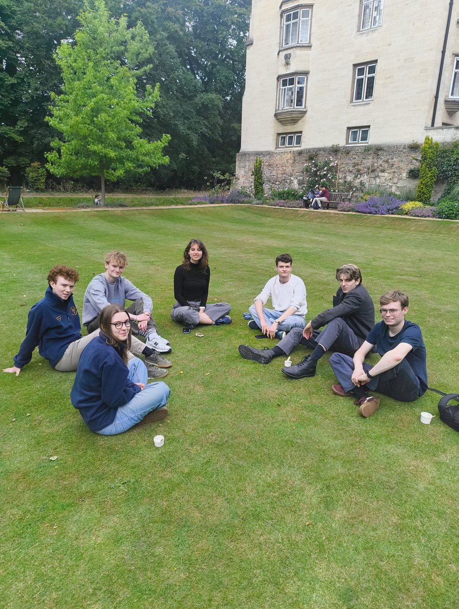 📸 Our post-Jack's conversation for Cold Takes on Saturday!

Thank you to everyone who came along!