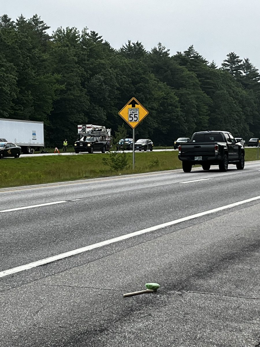 alannafloodnews's tweet image. Heads up for commuters: 89N in Concord is slow going after a crash temporarily shut down all lanes. It’s back open but things are moving slowly after exit 1.