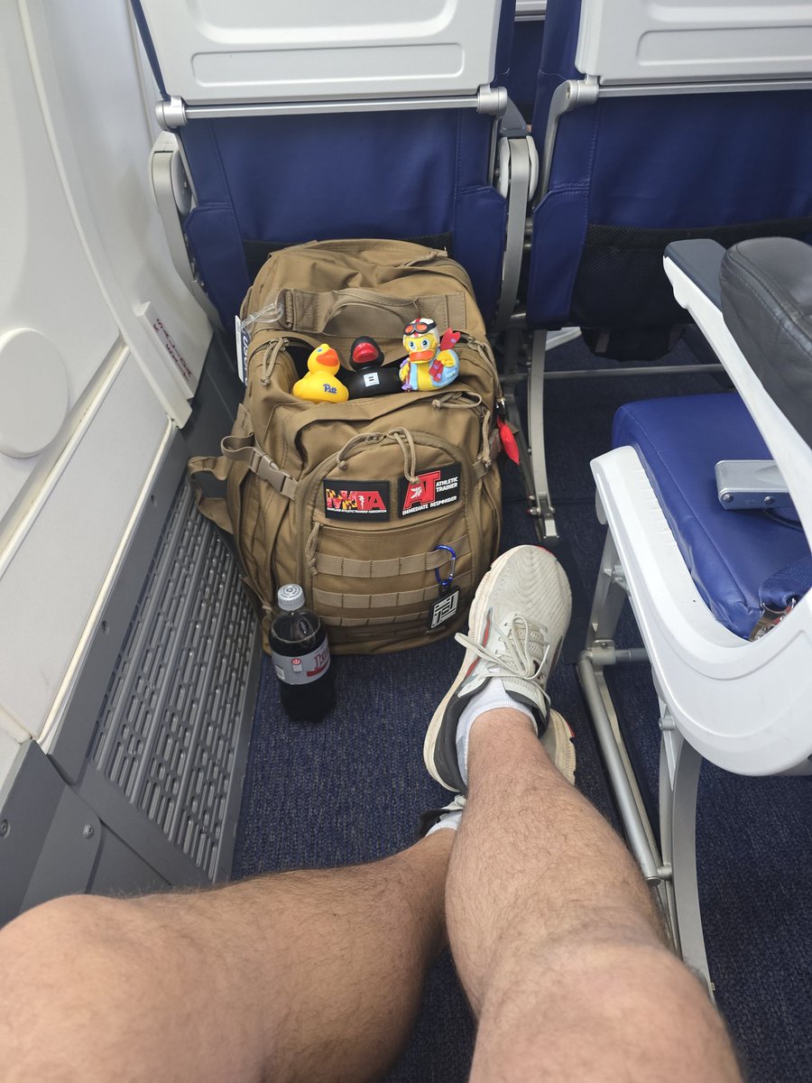 Ed Strapp (@strappatc) on Twitter photo A new week and new adventures for the <a href="/EmergencySports/">Sports Medicine Emergency Management</a> Ducks! 2 cities 2 program and lots of adventures! Come join us for a program or bring us in for your colleagues some time!
<a href="/SouthwestAir/">Southwest Airlines</a> LUV and a flight crews with some snacks! Sharing the LUV! #strappatcmagicseat A new week and new adventures for the <a href="/EmergencySports/">Sports Medicine Emergency Management</a> Ducks! 2 cities 2 program and lots of adventures! Come join us for a program or bring us in for your colleagues some time!
<a href="/SouthwestAir/">Southwest Airlines</a> LUV and a flight crews with some snacks! Sharing the LUV! #strappatcmagicseat