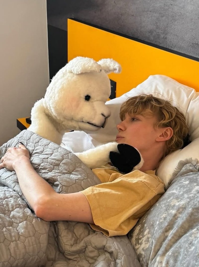 с любимыми не расставайтесь.