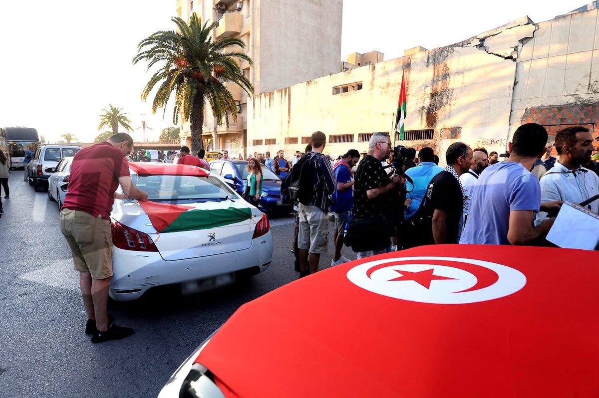 TUN_ACTUtn's tweet photo. Tunis ce matin départ des Tunisiens pour Gaza 🇹🇳 🇵🇸 #MarchToGazaMaghreb https://t.co/tpcQPyIvPe