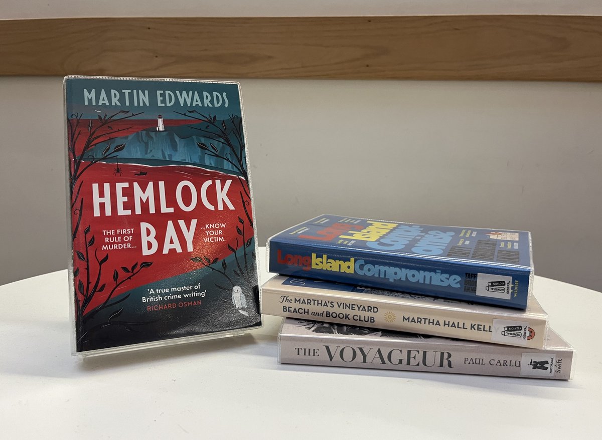 TheHiveWorcs's tweet image. Why not pick up an East Coast thriller for your next holiday?  📖