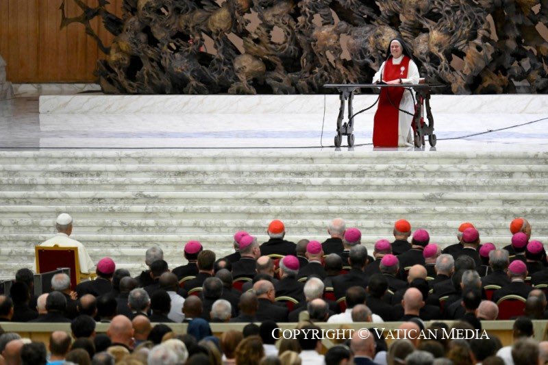 Rich Raho (@richraho) on Twitter photo This morning, Sr. Riva presented a mediation to Pope and Curia; she told them living in suspense is difficult, but it is “the great toot of hope” between past and future. She warned that taking one of the two poles to extremes can be dangerous: by looking back too much, one risks This morning, Sr. Riva presented a mediation to Pope and Curia; she told them living in suspense is difficult, but it is “the great toot of hope” between past and future. She warned that taking one of the two poles to extremes can be dangerous: by looking back too much, one risks