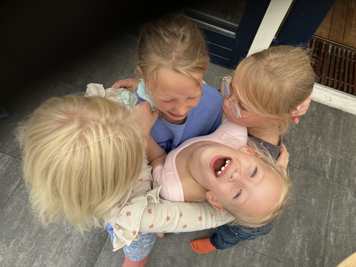 markboot1973's tweet image. Het is weer een beproeving in de (thuis)haven van de familie Boot. #loveit