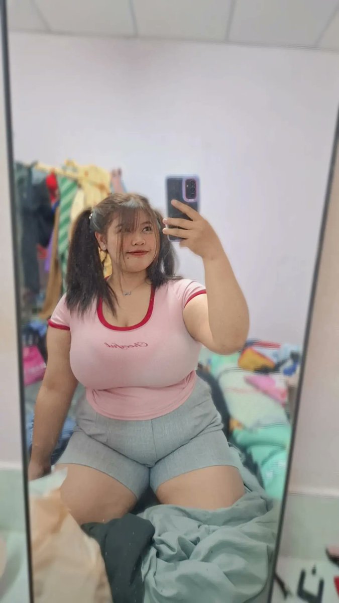 พี่ๆชอบกินอะไรกันค่ะ ชอบกินหมูป่าว😂