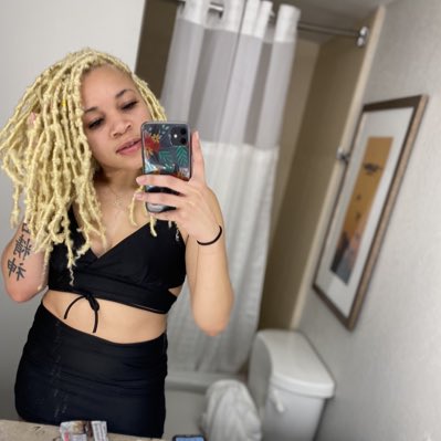 brittnethegreat's tweet photo. #NewProfilePic https://t.co/ettp97K2k8
