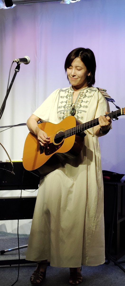 ５月最初のライブ
#いわさききょうこ 
参戦3回目昔のフォークソングを思い出させてくれます。
