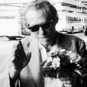 "Manche Menschen sind nie verrückt. Was für ein wahrhaft grauenvolles Leben müssen sie führen!" Charles Bukowski
"Was ist der Sinn des Lebens?" Zitate von berühmten Dichtern, Denkern und Künstlern zum Thema Leben.

Hier mehr: freidenker-galerie.de/sinn-des-leben…