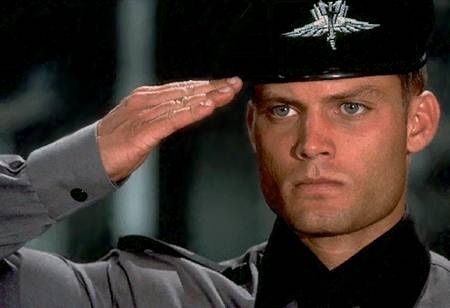 FrenlyOfficer's tweet image. “erm this is making fun of you actually”