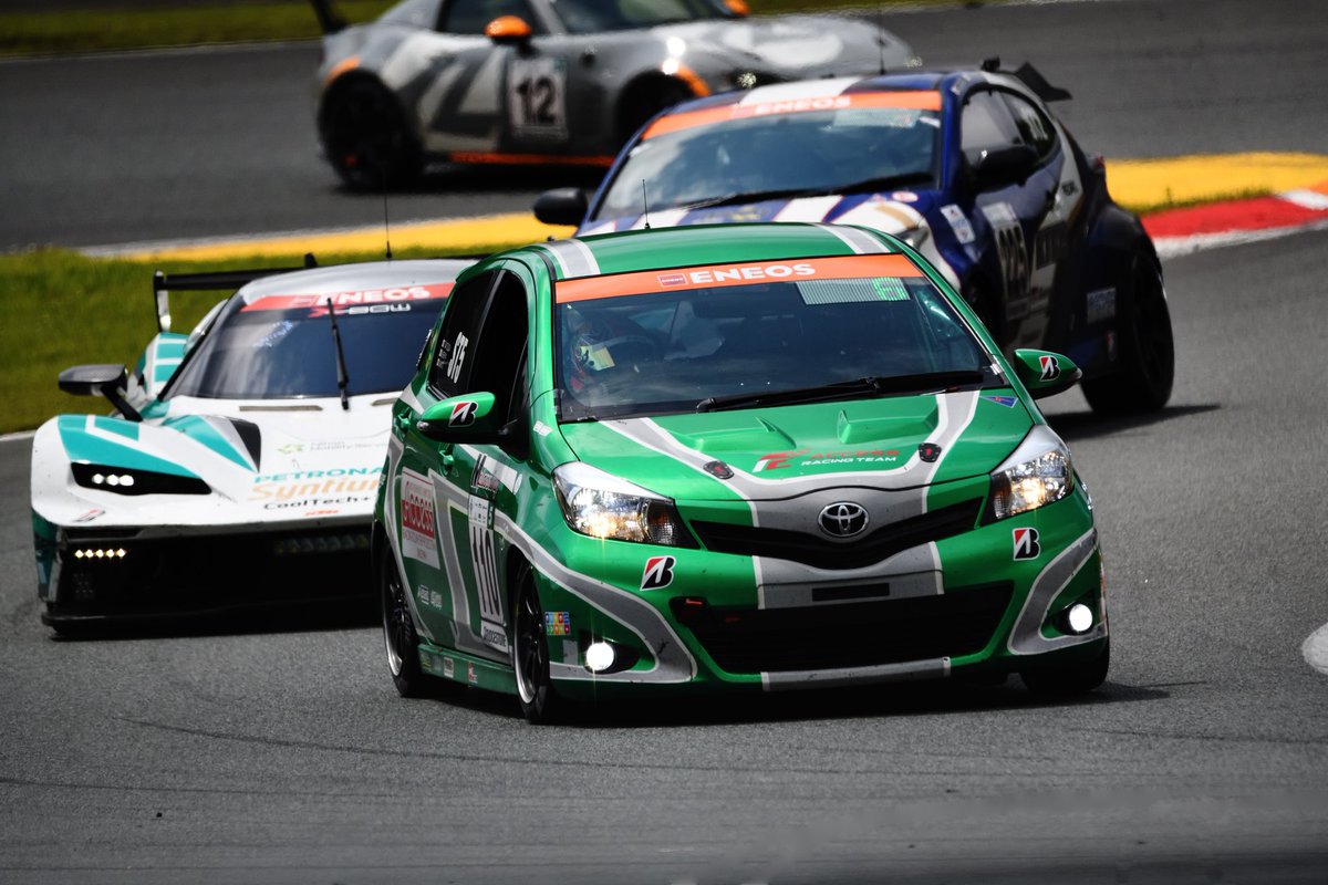 S耐 富士24時間 2025

ヴィッッツ！！！！

#スーパー耐久 #S耐 #富士24時間 #Fuji24h #AccessRacingTeam #Vitz #ヴィッツ #富士スピードウェイ