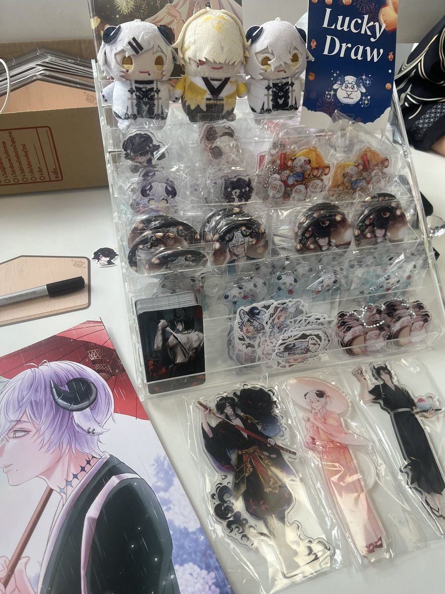 baabaeparade's tweet photo. Update จำนวน Lucky draw ขณะนี้ แสตนดี้ 16 cm เหลือลายละชิ้นแล้วนะเจ้าค้าาา 🥳 น้องๆ ทุกชิ้นรอคอยบาแบ๊ะมาพากลับบ้านอยู่น้าา🫶 https://t.co/wNmdAaMgr9