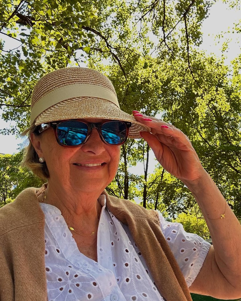 Marie Smith tweet media