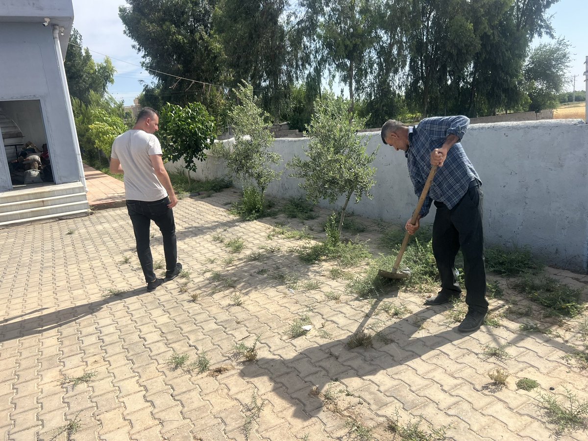 yolbilen47's tweet photo. 🪏🪴🌾Bahçe-Tamirat  İşleri 🔧🔨⚒️ 

@tcmeb 
@Yusuf__Tekin  
@mardinilmem 
@ali_eyyupkoca 
@Nsy_Kaymakamlik
@nusaybin_mem
@umitcetin47100
@omer_ozel47 https://t.co/n8Uuxb500b