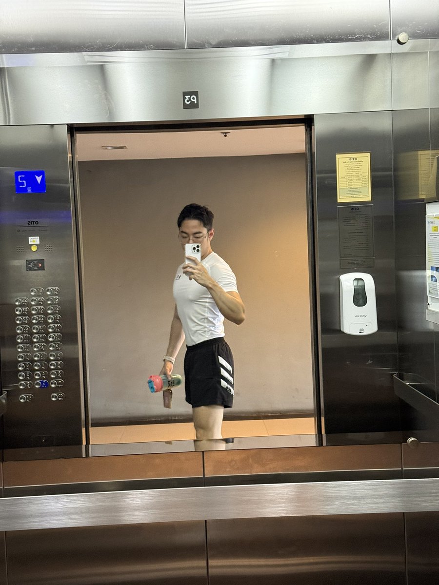 titlexroc's tweet photo. https://t.co/6o5VWgJGGq