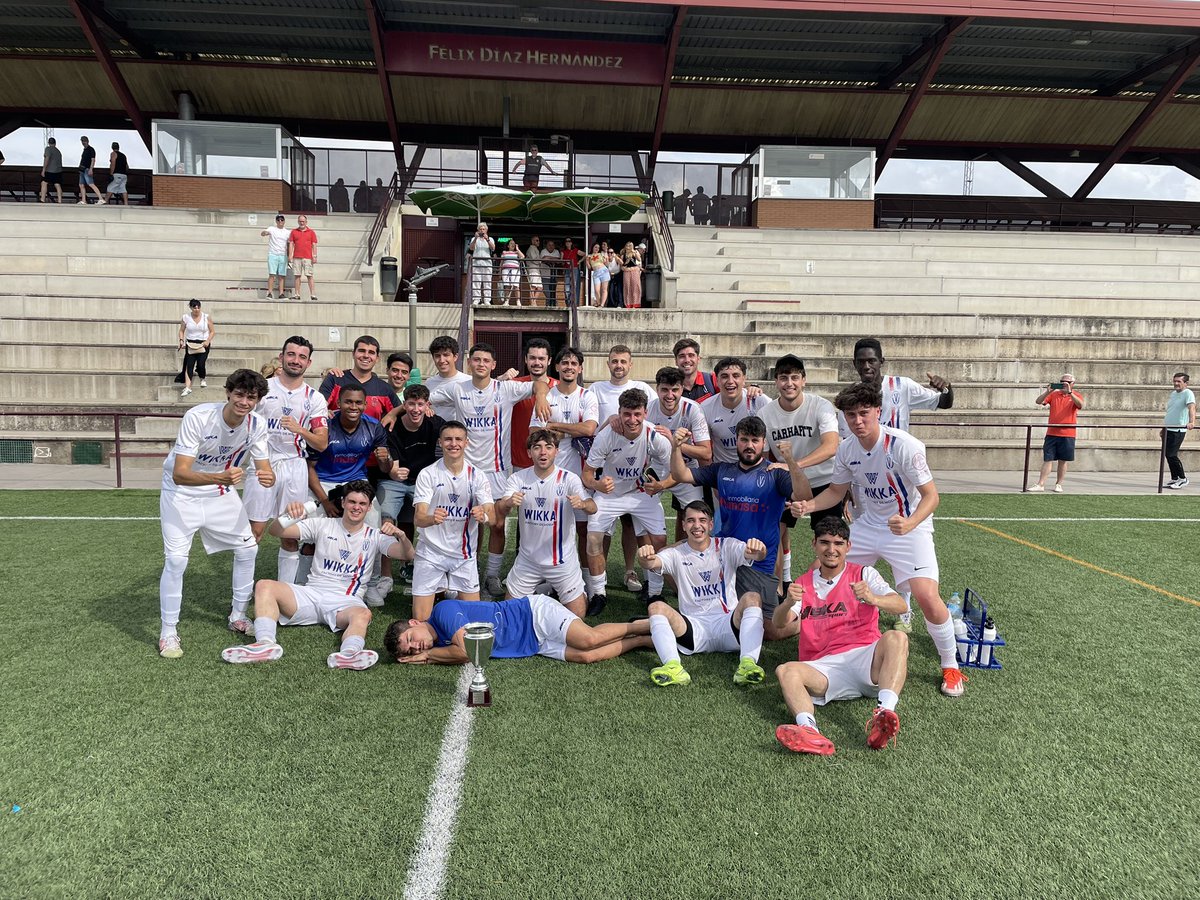 migumm01's tweet photo. 34/34 ✅

@AD_Villaviciosa 💙🤍 https://t.co/OmREMRmNnf