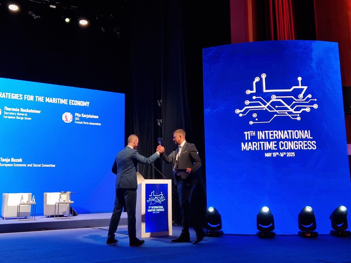 ESPO Chair Ansis Zeltins setting the scene at the 11th Maritime Congress in Szczecin about Regulatory Challenges and Strategies for the maritime economy. “we need policy that equips, not restrains” #europeanportswork