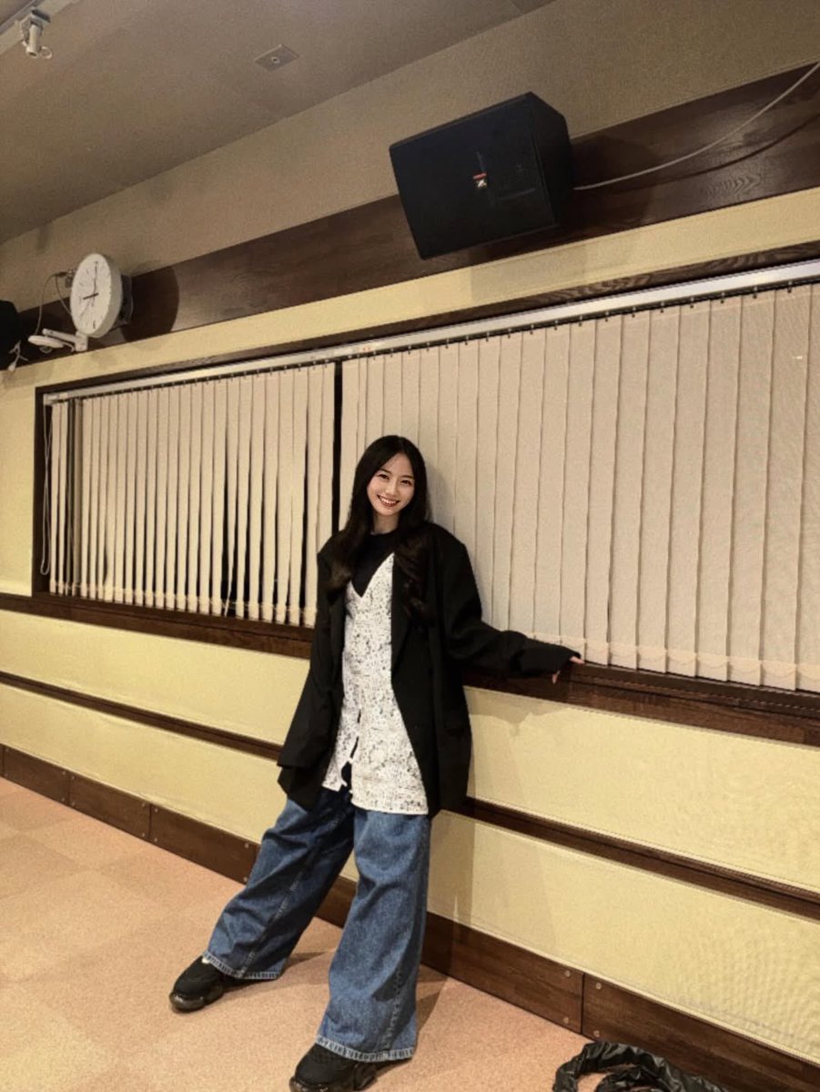 前髪分けてる桜も可愛いよ🥹
今週も頑張ろうね😌

 #sakutangram
 #さくのふく