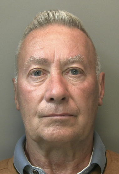MPSCroydon's tweet image. Officers from the South Area Proactive Tasking Team have successfully apprehended a 68-year-old male fugitive who had been evading authorities for 14 years.
More details here 👉 spkl.io/6017ffvPf