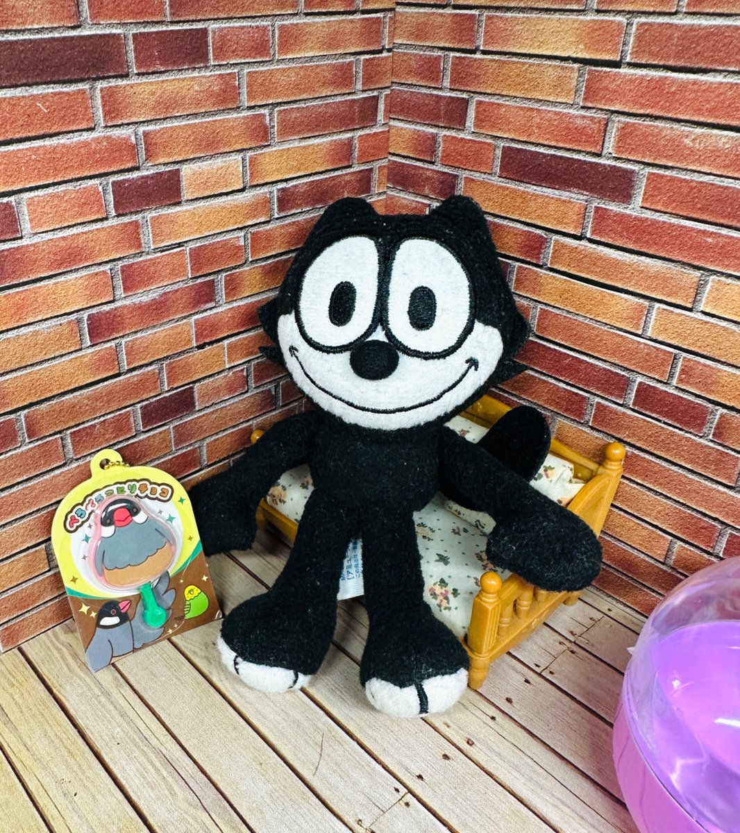 omamorineko's tweet image. #フィリックス #felixthecat
#ぺろぺろことりチョコ #文鳥
#カプセルトイ #シープラ
#あべの #キューズモール
一発で欲しいのん出てきた〜🥹