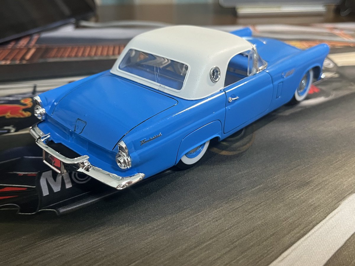 gingerYuri's tweet photo. Revel Ford Thunderbird https://t.co/LXhwFv7iVz