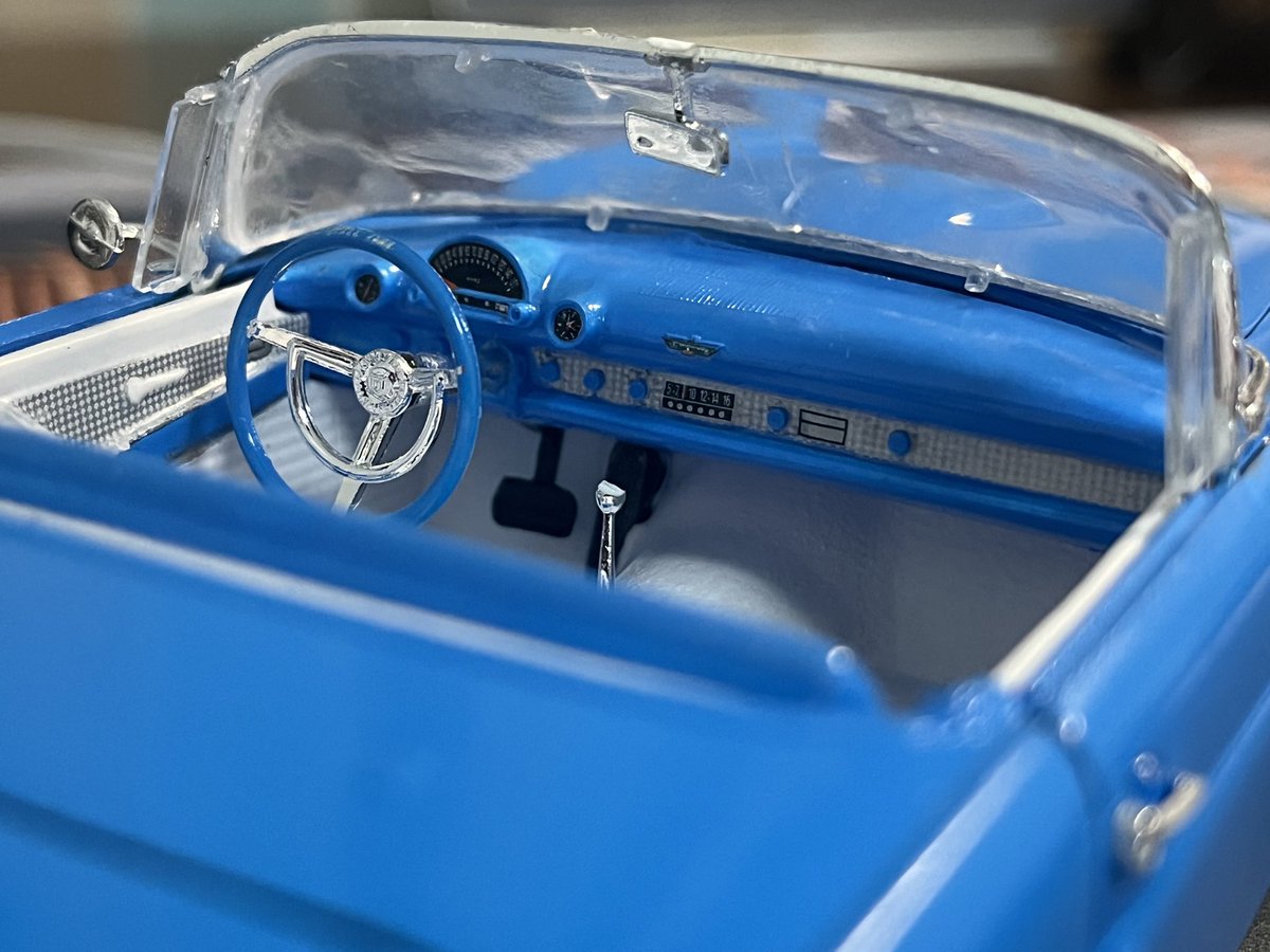 gingerYuri's tweet photo. Revel Ford Thunderbird https://t.co/LXhwFv7iVz