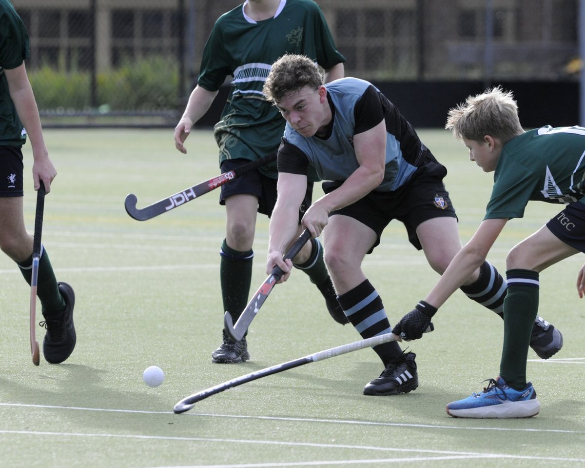 APS Sport tweet media