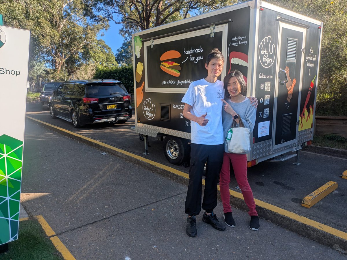 dirfingkitchen's tweet photo. A big thank you to @geniusabacusaus for having us yesterday — it was a fruitful collaboration!

Shoutout to our amazing friends who supported us working in our snug trailer. We couldn’t have done it without you!

#dirtyfingerskitchen #dfk #stickyfingershappytummy https://t.co/wK8CwjauUE