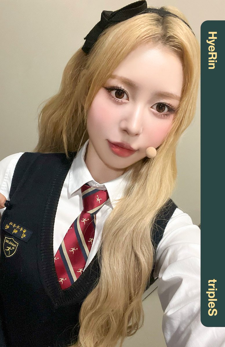Hyerin School Uniform DCO
#tripleS #Hyerin #정혜린 #혜린 #ヘリン