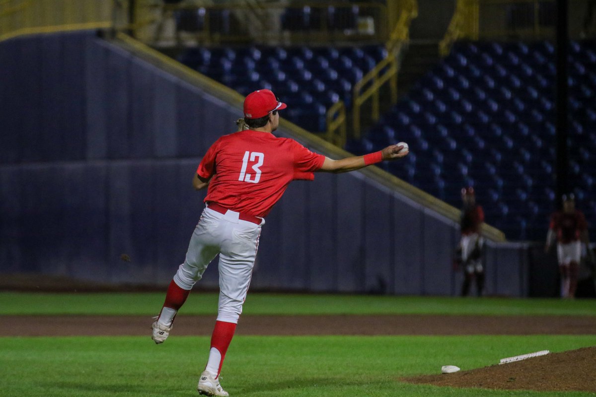 CWS GAME 3 - Elimination Game:  
Top of 7️⃣| Rowan 5, Denison 1

 #GBR | #d3baseball