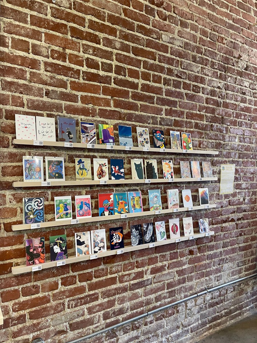Postcards are now available at "Paper Bird Market", a general store in Los Angeles.
#postcardchallenge