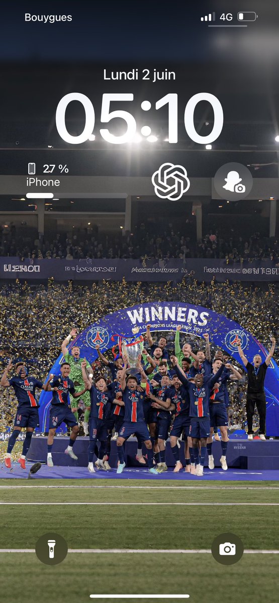 meronis93 tweet media