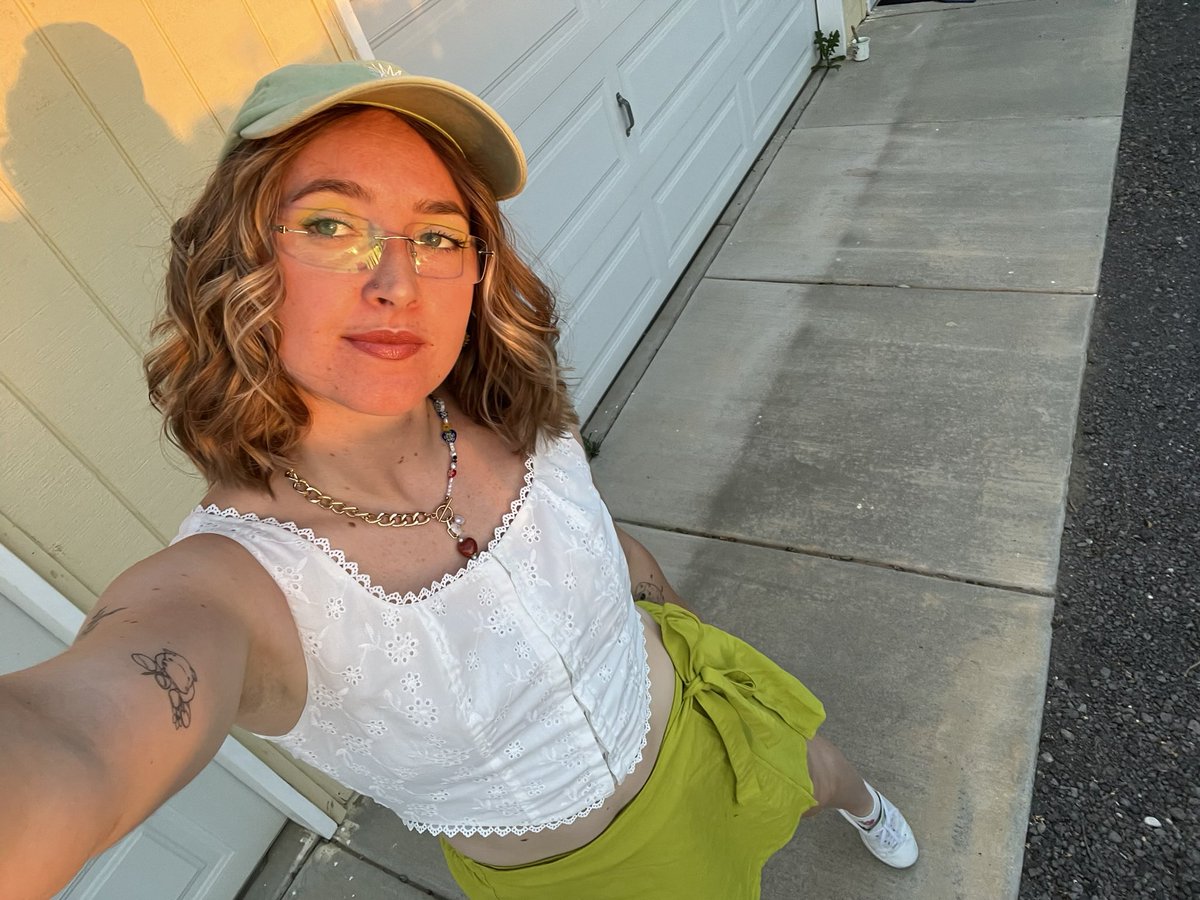 kind of owning these lime vibes rn 🍋‍🟩🍋
I think this is my vibe for june