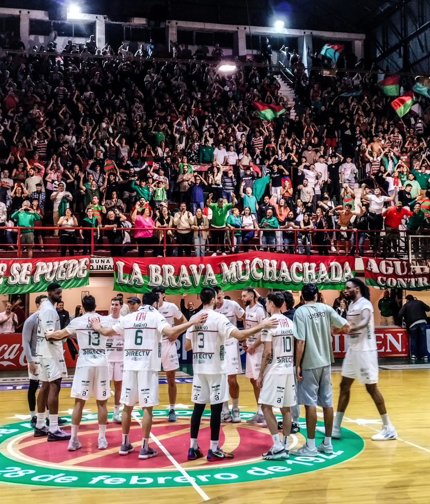 🔴🟢 AGUADA SIEMPRE!!!!!!!!!!

GANES O PIERDAS!!!!!!!!!! 🤜🤛

Muchas finales ganadas también algunas perdidas. Hay que saber ganar y perder. Lo importante es el sentimiento inexplicable y único que generamos en propios y extraños.
Contando los días para volver a verte..
❤️💚🏀