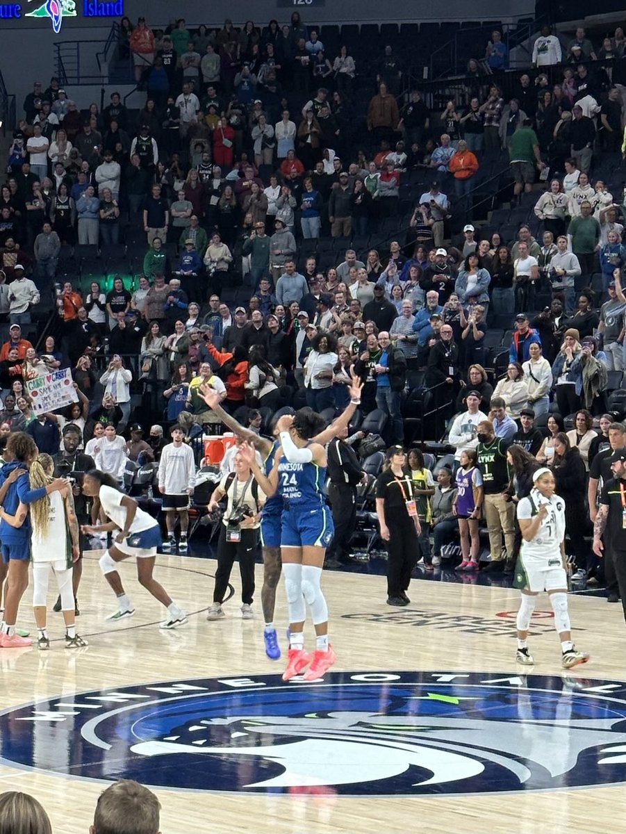 That’s W #7!! Heck of a start to our 2025 #MinnesotaLynx #RevengeTour!! #LynxRecognize