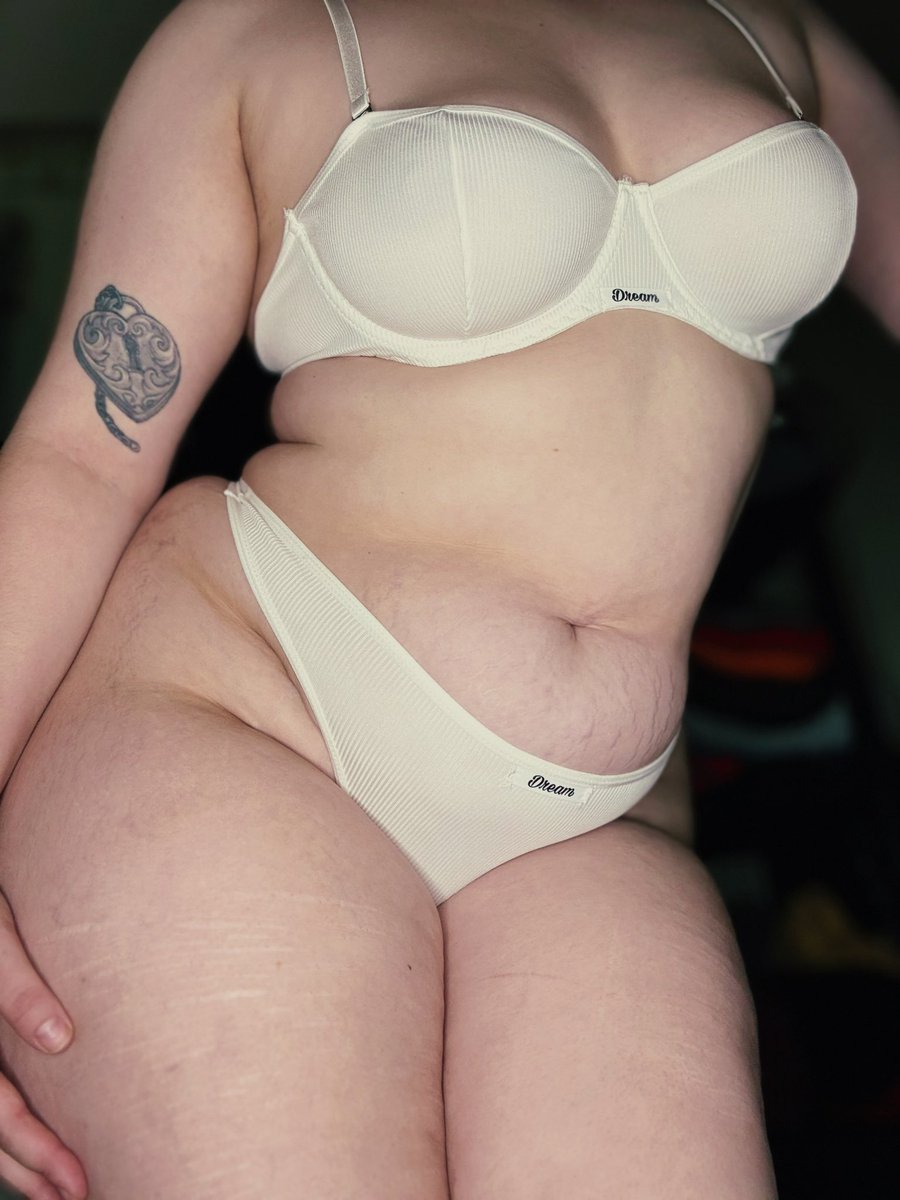 LillianLustVIP's tweet photo. https://t.co/LplDAgMHCH