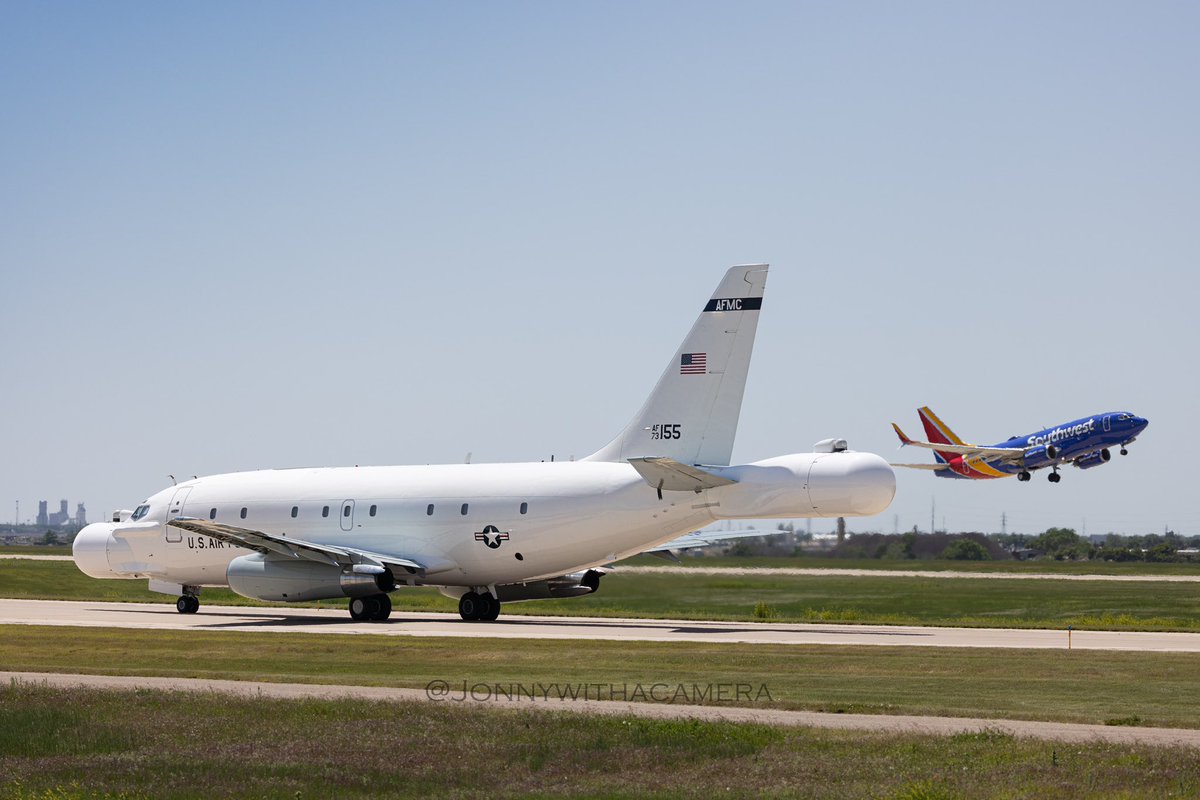 Jonnywithacam's tweet image. The elusive RAT55 USAF 737 making an appearance in Amarillo, TX. These are my photos of the rare occurrence.
#aviation #aviationdaily #avgeek #avgeeks #militaryaviation
