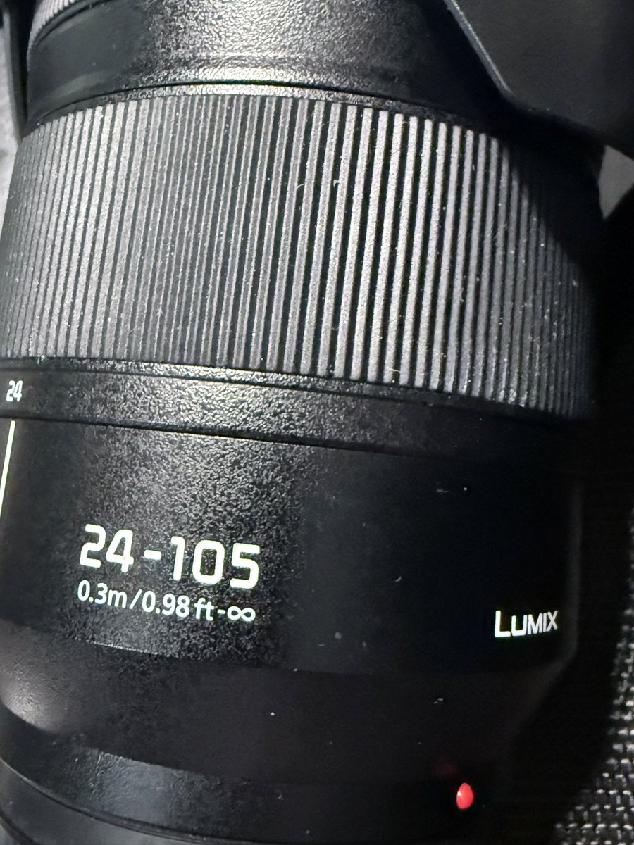 blackgrounder's tweet photo. Thanks to @jvavolleyball's professional photographer Katie for giving pro tips to our guy #VideoPappi at #jvasummerfest on taking great photos w/ his @panasonic #S1R mirrorless.
If he gets to be 0.1% as good as you, his results will be a million times better than right now. https://t.co/vTorjoi61O