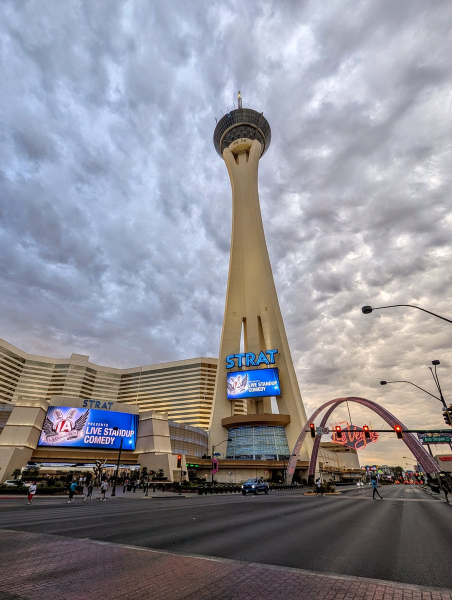 Las Vegas Locally 🌴 tweet media