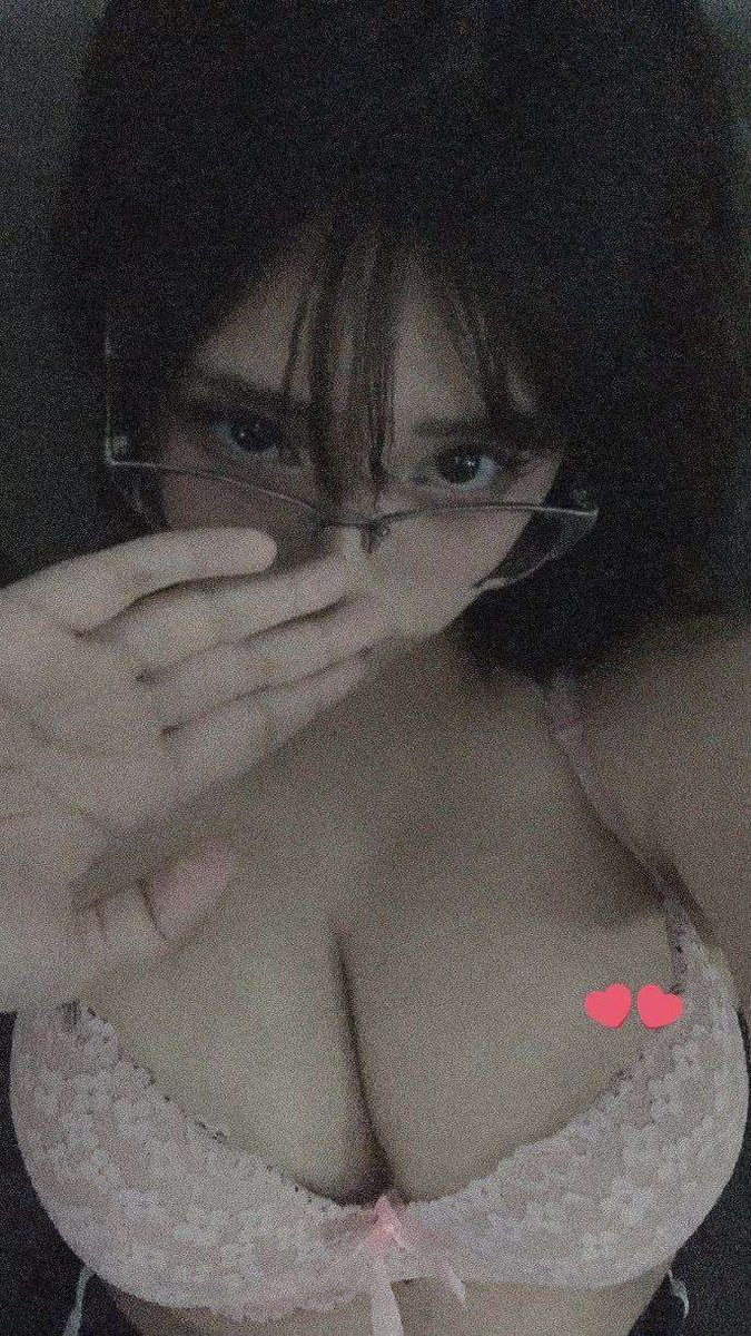 Linda noche 
#tits #pack #ecchi