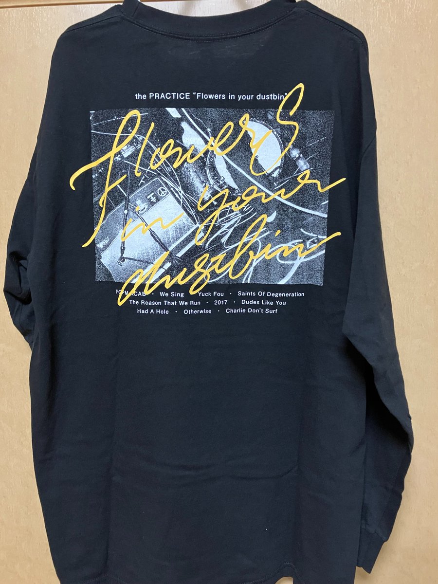 Top_40_Age's tweet photo. #722
2019年11月16日横浜STUDIO OLIVEで行われたthe PRACTICE「Flowers in your dustbin」レコ発で購入。
#マーチャンダイズ記録シリーズ #thePRACTICE #ザ・プラクティス #ScreamingFatRat #FCPM #TheCrump #Bottledirt #JoharrysWindow #8Roof #SnuffySmile #StandRecordings https://t.co/3JbIwOLlHc