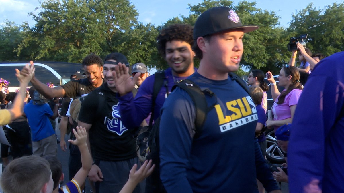 Kylee Corman (@kyleecorman) on Twitter photo LSUS returns to Shreveport as national champions with perfect, 59-0 recordβΎοΈ
<a href="/LSUSathletics/">LSUS Athletics</a> <a href="/bneffendorf/">π½π§ππ ππππππ£ππ€π§π</a> <a href="/Isaaclefty/">Isaac Rohde</a> <a href="/Zigman_45/">Dre</a> <a href="/KtalSports/">KTAL Sports</a>
FULL STORY:
ktalnews.com/sports/local-sβ¦ LSUS returns to Shreveport as national champions with perfect, 59-0 recordβΎοΈ
<a href="/LSUSathletics/">LSUS Athletics</a> <a href="/bneffendorf/">π½π§ππ ππππππ£ππ€π§π</a> <a href="/Isaaclefty/">Isaac Rohde</a> <a href="/Zigman_45/">Dre</a> <a href="/KtalSports/">KTAL Sports</a>
FULL STORY:
ktalnews.com/sports/local-sβ¦