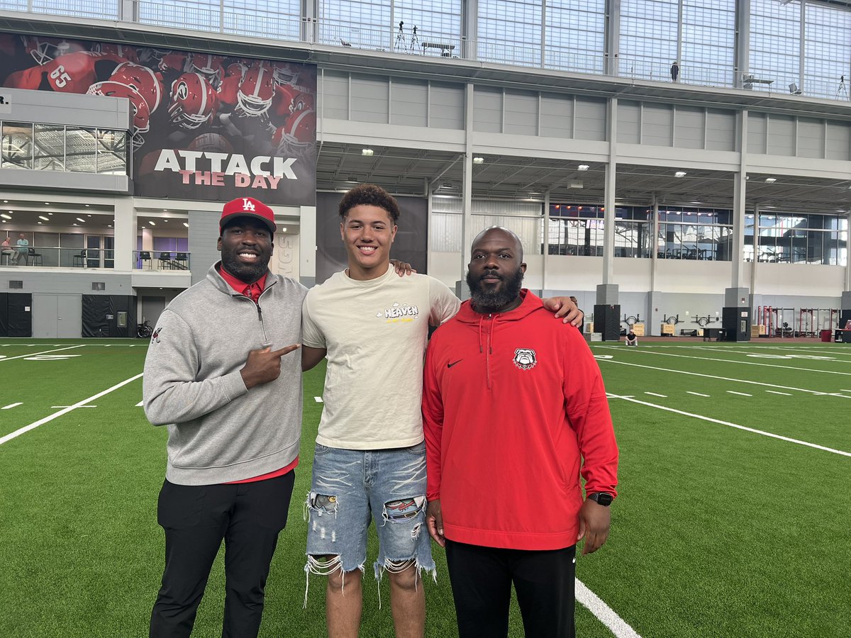 Zane Rowe (@zanerowe0) on Twitter photo Had a great time <a href="/GeorgiaFootball/">Georgia Football</a> camp and spending time with my Georgia family! Thank you <a href="/CoachDiribe96/">Chidera Uzo-Diribe</a> <a href="/DHill39/">Coach David HILL</a> <a href="/CoachColey/">James Coley</a> <a href="/TravionScott/">Tray Scott</a> <a href="/coach_thartley/">Todd Hartley</a> <a href="/KirbySmartUGA/">Coach Kirby Smart</a> for the time spent talking with me and the coaching! #grinddontstop ReedHeim <a href="/mike_gallegos16/">Mike Gallegos</a> <a href="/kylekeese/">Kyle Keese</a> Had a great time <a href="/GeorgiaFootball/">Georgia Football</a> camp and spending time with my Georgia family! Thank you <a href="/CoachDiribe96/">Chidera Uzo-Diribe</a> <a href="/DHill39/">Coach David HILL</a> <a href="/CoachColey/">James Coley</a> <a href="/TravionScott/">Tray Scott</a> <a href="/coach_thartley/">Todd Hartley</a> <a href="/KirbySmartUGA/">Coach Kirby Smart</a> for the time spent talking with me and the coaching! #grinddontstop ReedHeim <a href="/mike_gallegos16/">Mike Gallegos</a> <a href="/kylekeese/">Kyle Keese</a>