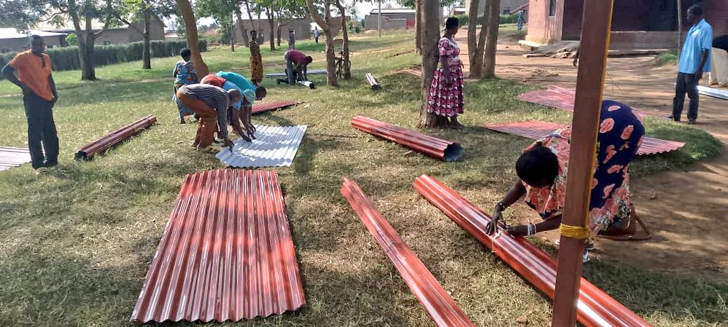 INTORE || SAM NDAGIJE (@ndagije__sam) on Twitter photo 1/7
Ni tujya tubona <a href="/NyagatareDistr/">Nyagatare District</a> itera imbere tujye tumenya imvo n' imvano ko ari ukugira abaturage bumva Kandi Bagira uruhare mubibakorerwa.
Uruhare rw' abafatanyabikorwa ni ntagereranwa muri aka karere , Reka tumenye akamaro ka <a href="/RewuRwanda/">Rwanda Extractive Industry Workers Union</a> hamwe na <a href="/WVRwanda/">World Vision Rwanda</a>. 1/7
Ni tujya tubona <a href="/NyagatareDistr/">Nyagatare District</a> itera imbere tujye tumenya imvo n' imvano ko ari ukugira abaturage bumva Kandi Bagira uruhare mubibakorerwa.
Uruhare rw' abafatanyabikorwa ni ntagereranwa muri aka karere , Reka tumenye akamaro ka <a href="/RewuRwanda/">Rwanda Extractive Industry Workers Union</a> hamwe na <a href="/WVRwanda/">World Vision Rwanda</a>.