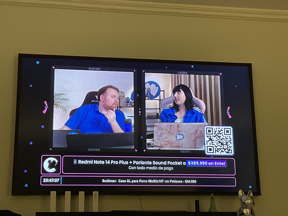 Arias_N's tweet photo. @DescuentosRata viendo el #CyberRataLive https://t.co/XyIBzJgPAp