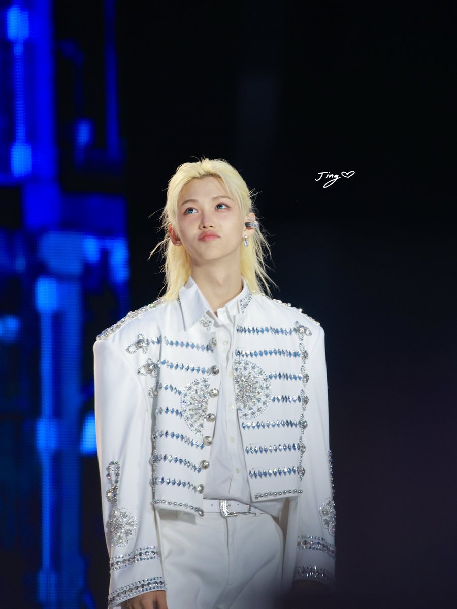 adingnarumi's tweet photo. 250601｜dominATE in L.A. D2 HD

🫠🫳🏻🩵

#felix #필릭스 #ピリちゃん
#StrayKids #dominATE_LosAngeles https://t.co/AZ1HCNps40